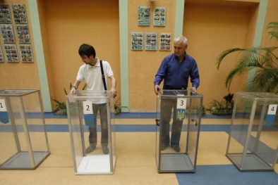 Tình hình Ukraine 25/5: Chính thức tiến hành bầu cử Tổng thống